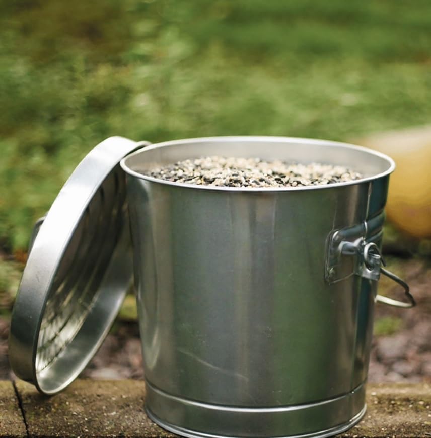 Galvanized Steel 6 Gallon Storage Can with Locking Lid Z4919