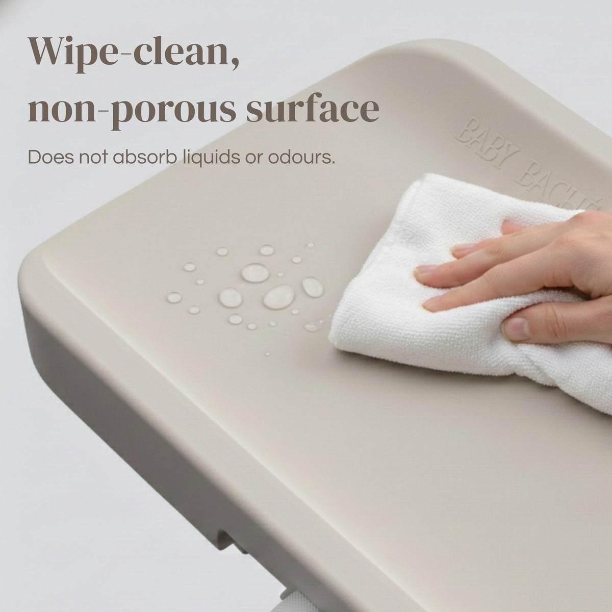 2-in-1 Baby Changing Pad with Scale G914