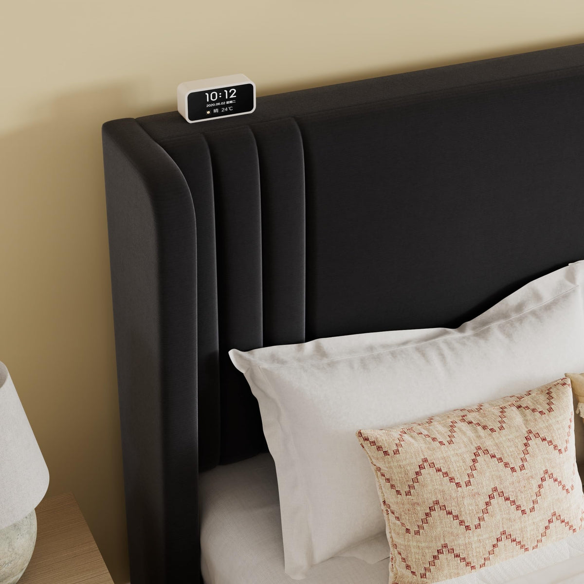 Queen Velvet Upholstered Bed Frame Q99709