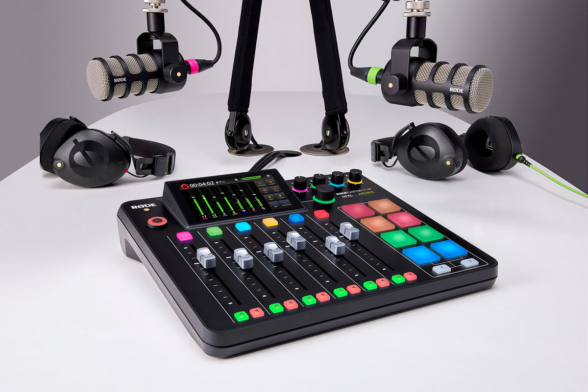 All-in-One Audio Production Studio E979330